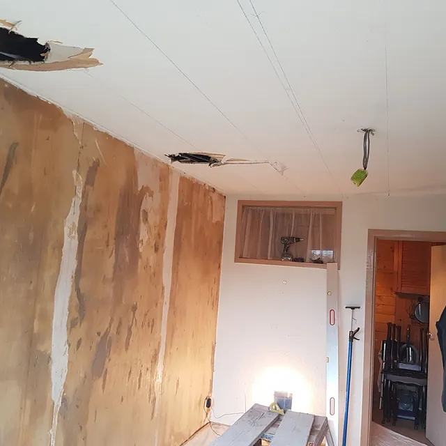 wall and ceiling repairs